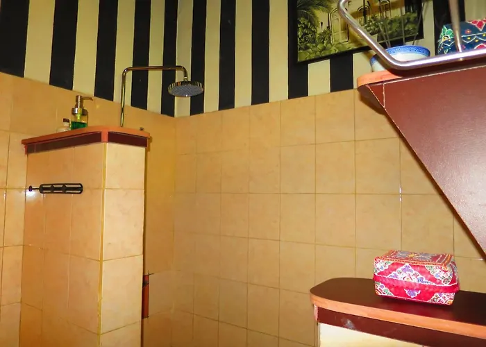 Ladybamboo Bed & Breakfast *